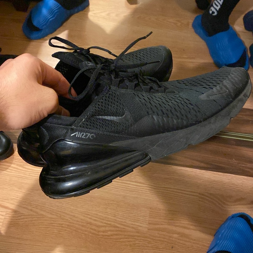 Nike air 270 all black